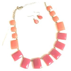 Ann Taylor loft necklace and matching earrings